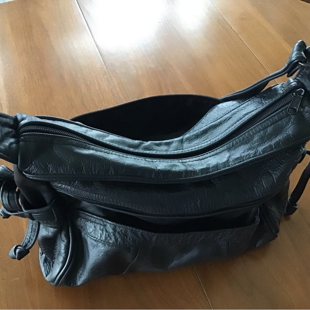 Vintage black leather bag